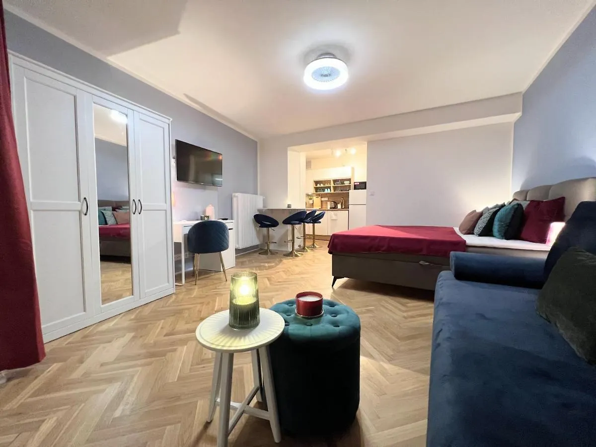 Apartment Quiet & Cozy Apartment/ Balcony / Popular Location Prague